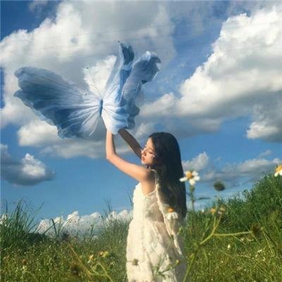 发布会现场实拍：某影后之女恋爱脑怒怼网友，工作室声明未澄清